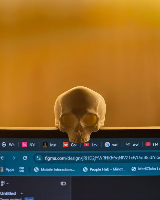 Tiny Monitor Skull Buddy