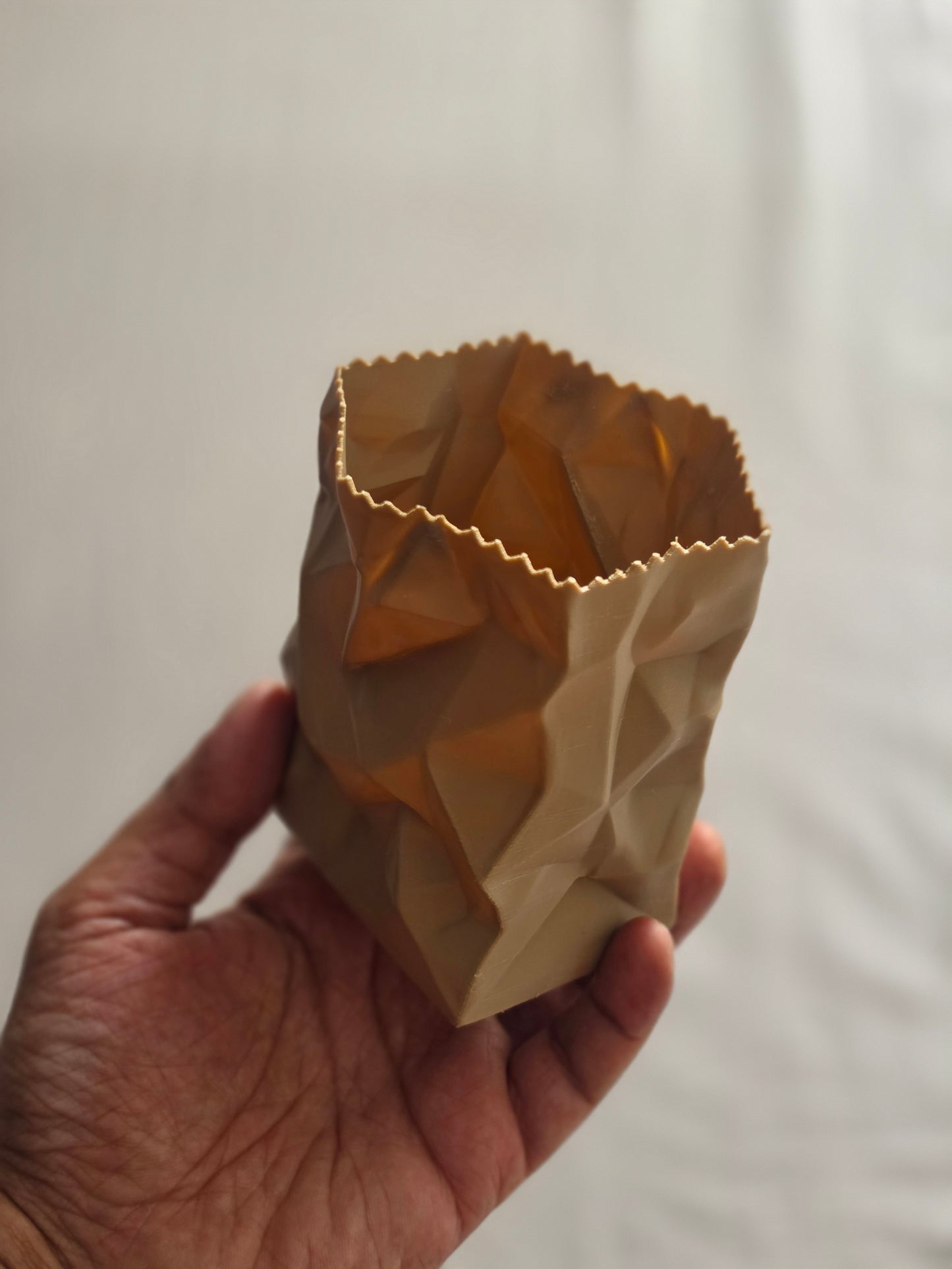 Crumpled Paper Pen Stand