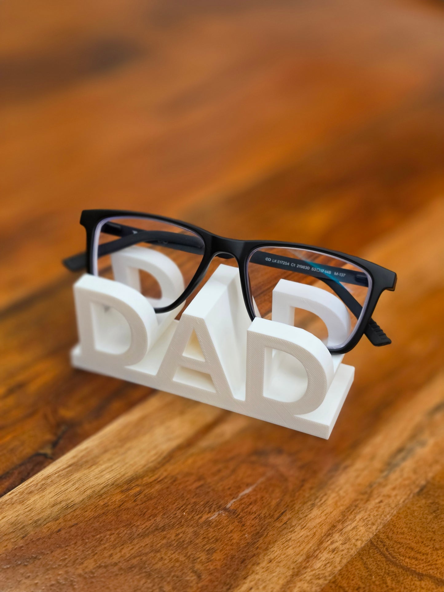 Dad Spectacle Holder