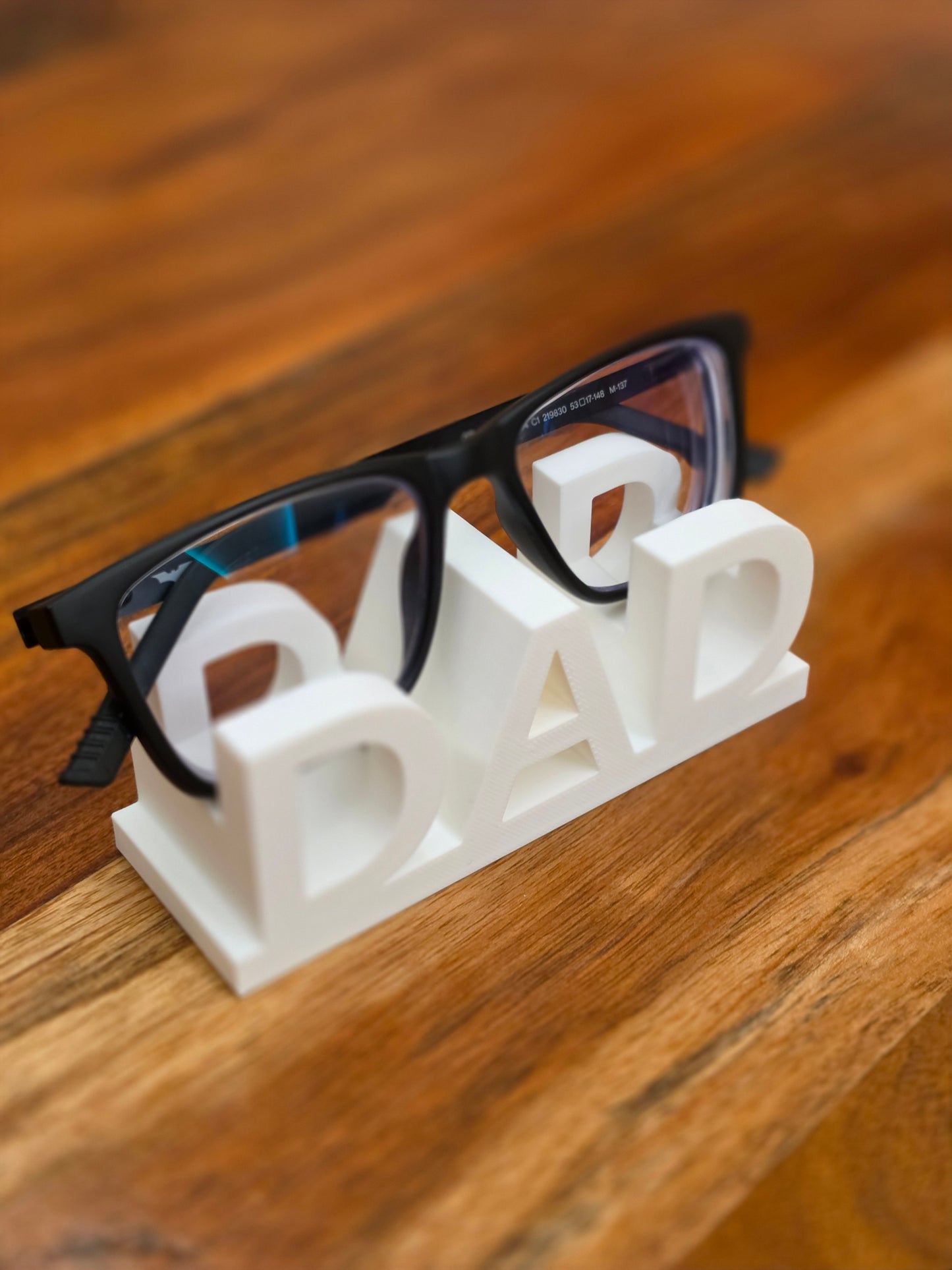 Dad Spectacle Holder