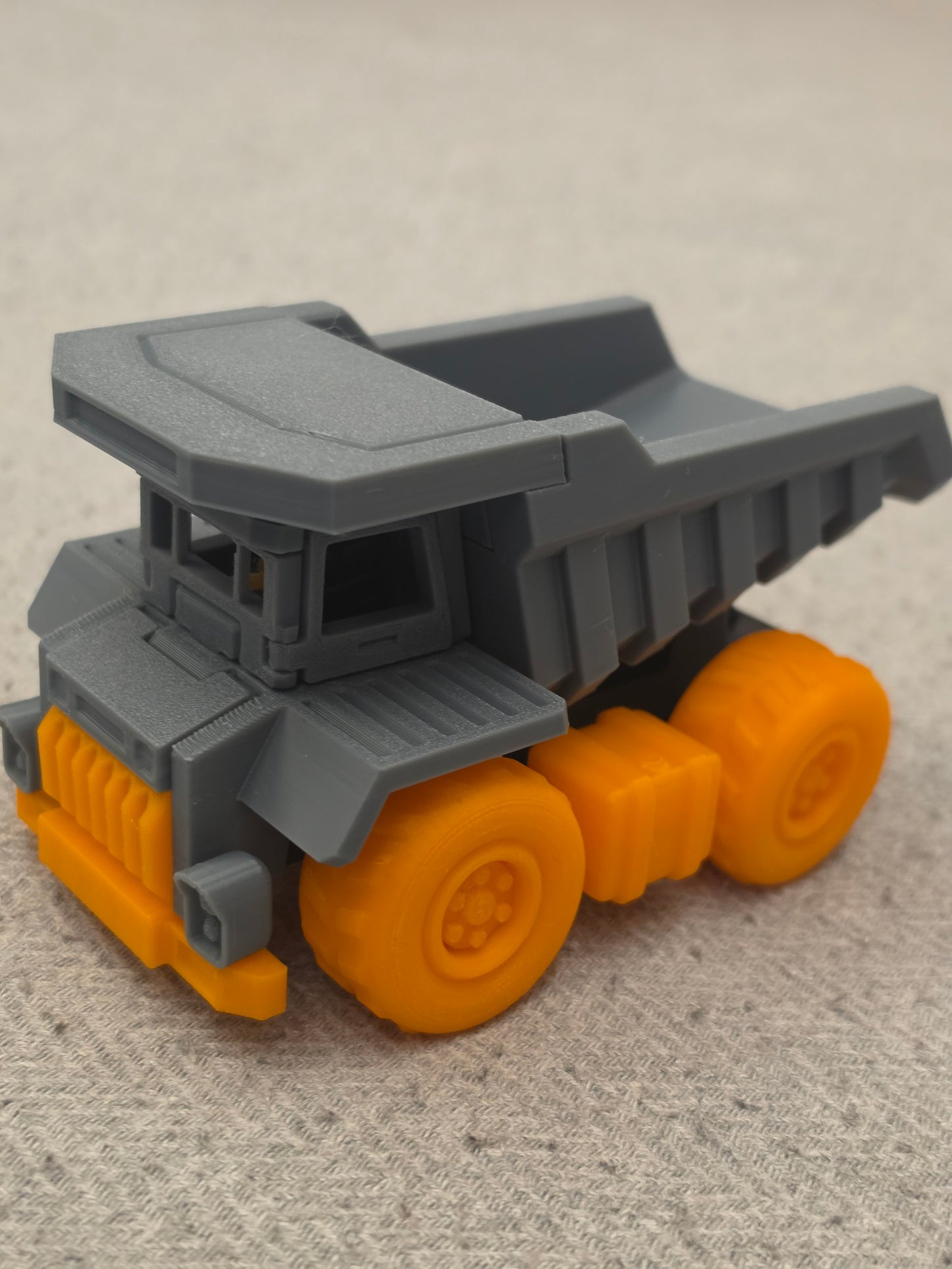 Dumper Truck Toy