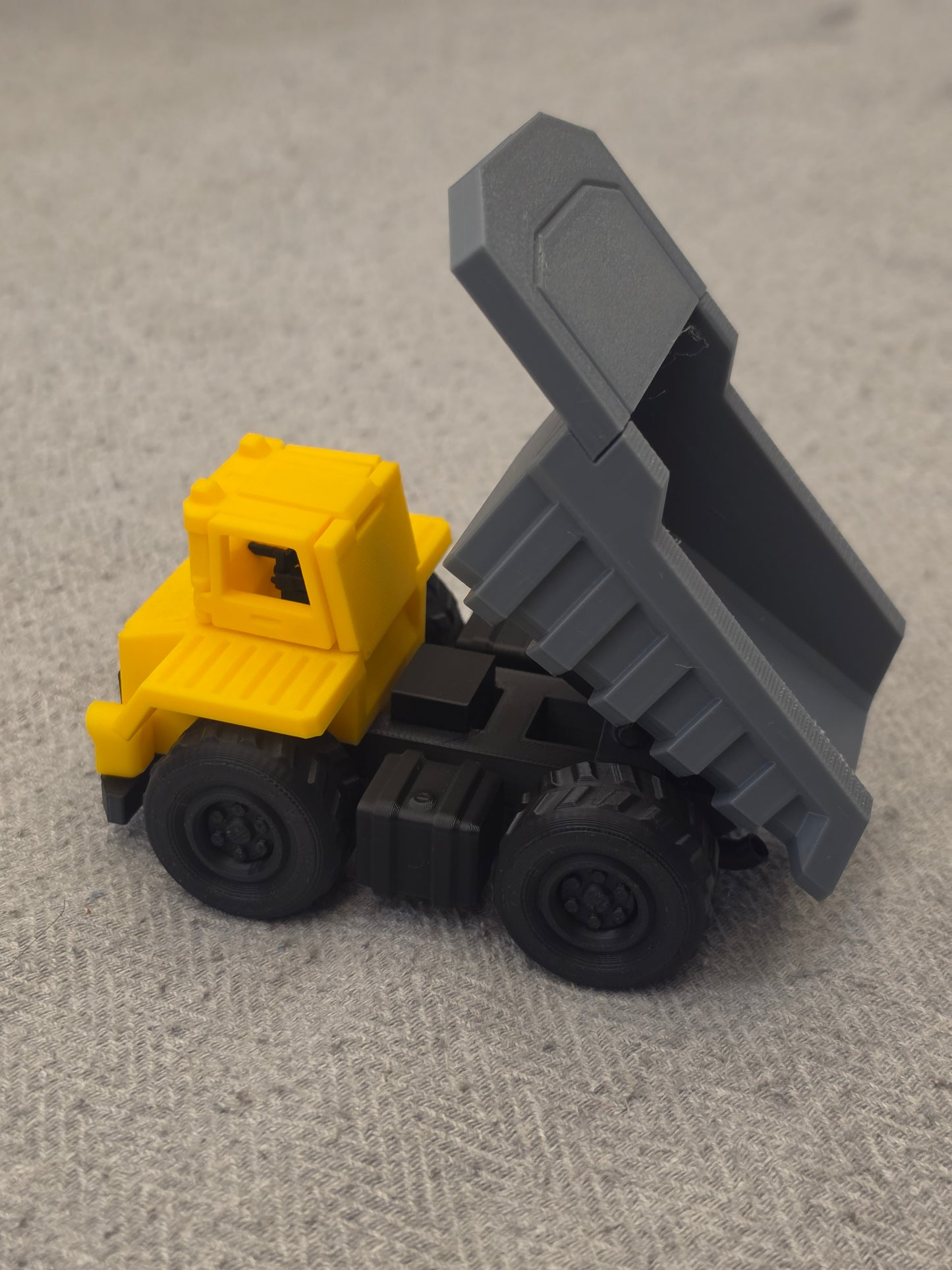 Dumper Truck Toy