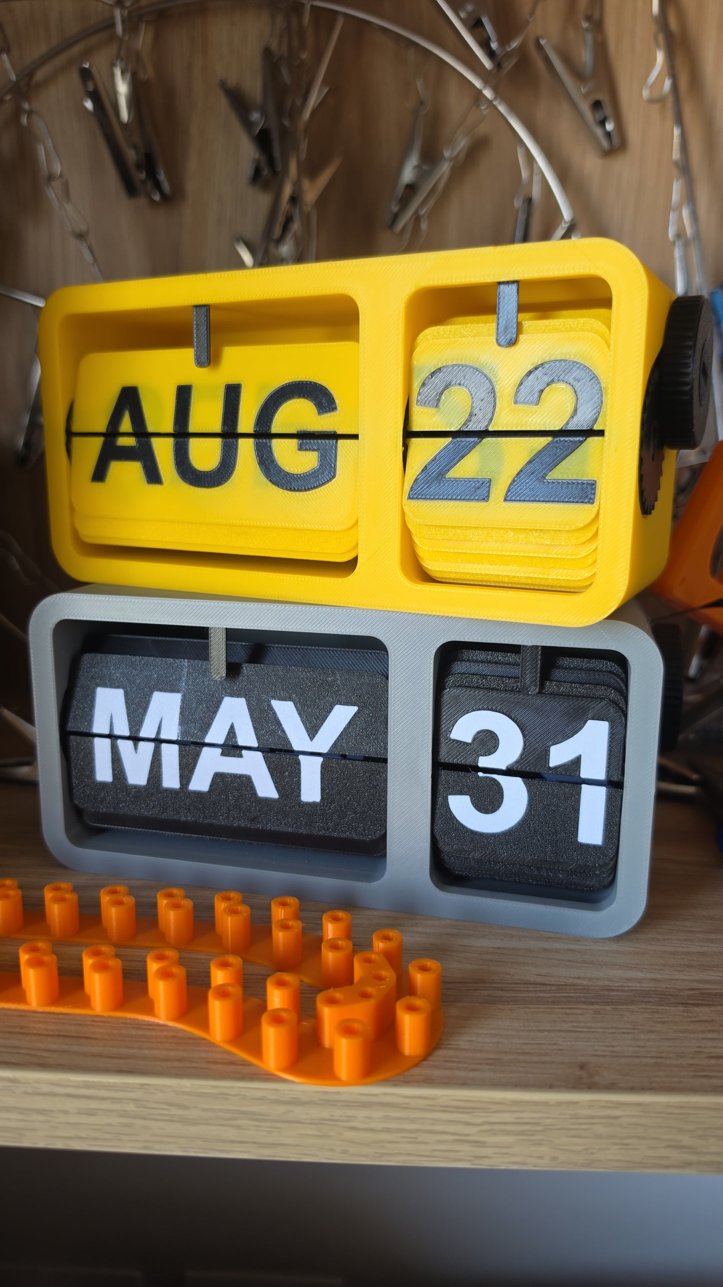 Flip Calendar
